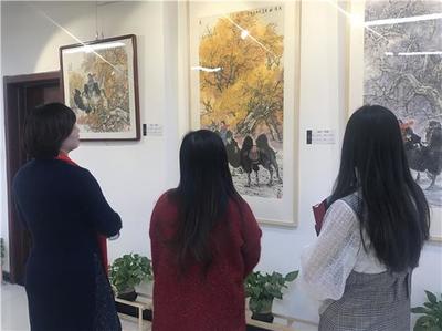 萬恒藝術(shù)館首屆迎春展隆重開幕，推動(dòng)中國宋莊文化藝術(shù)交流再上新臺(tái)階